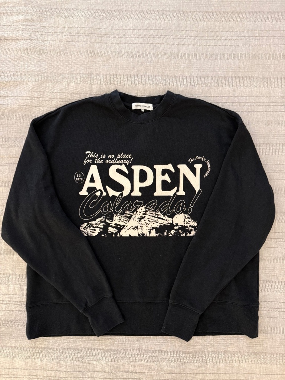 WeWoreWhat Black Relaxed Fit Aspen Colorado Graphic Sweatshirt